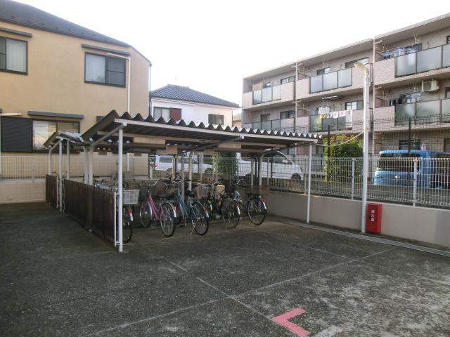 Other common areas. Bicycle parking lot (September 2013) Shooting