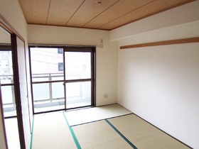 Living and room. Japanese-style room (separate room reference photograph)