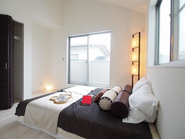 Same specifications photos (Other introspection). Same specifications