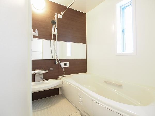 Same specifications photo (bathroom). Same specifications