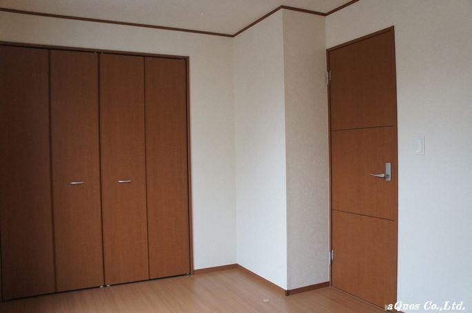 Non-living room. Indoor (12 May 2013) Shooting