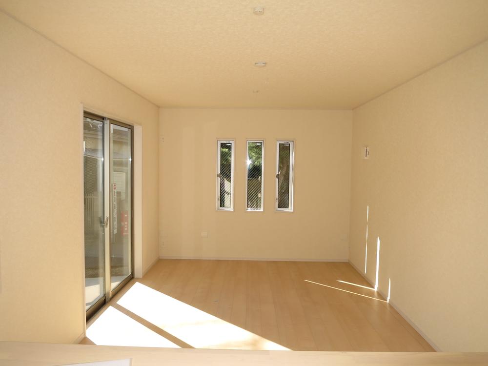 Living. Local (12 May 2013) Shooting