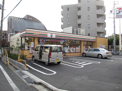 Convenience store. Seven-Eleven Nerima Kitamachi 6-chome up (convenience store) 198m