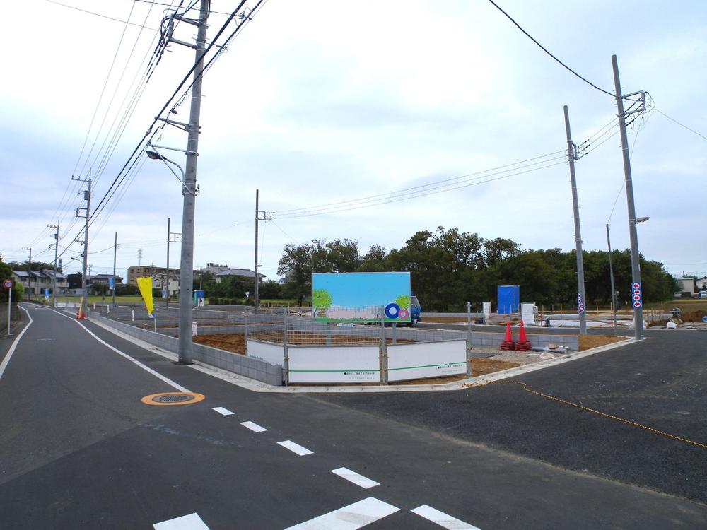 Local appearance photo. Local (10 May 2013) Shooting