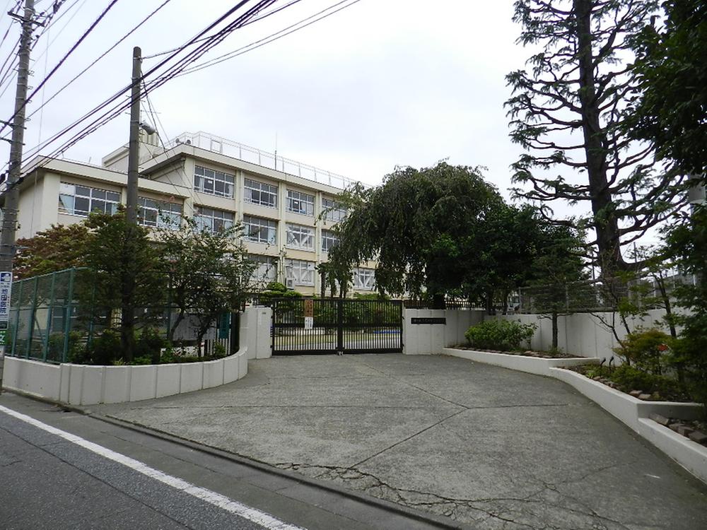 Primary school. Until Fujimidai Small 400m