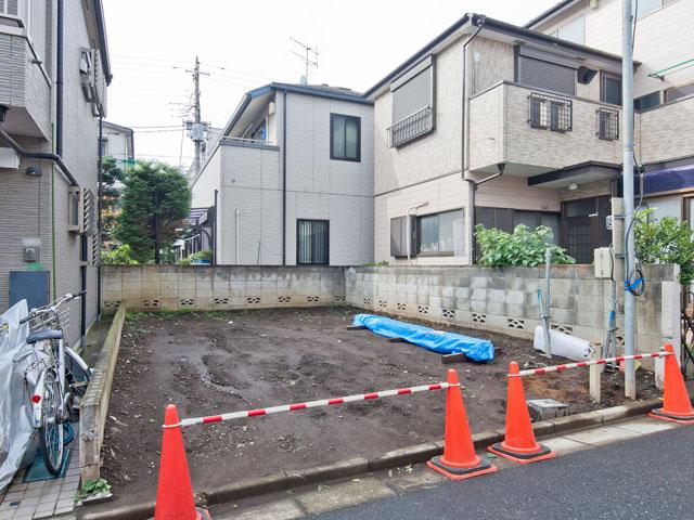 Local appearance photo. Local (11 May 2013)