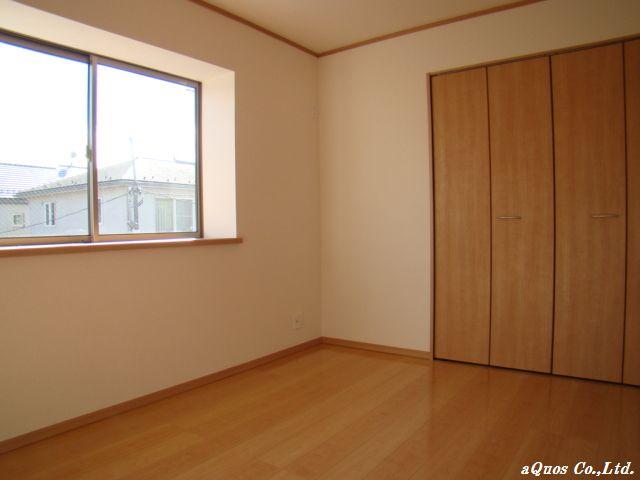 Non-living room. Indoor (11 May 2013) Shooting