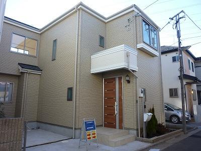 Local appearance photo. Local (12 May 2013) Shooting