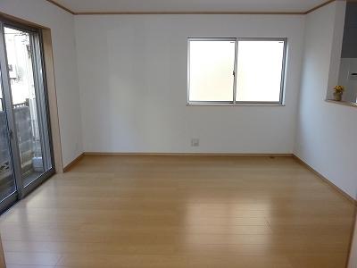 Living. Indoor (12 May 2013) Shooting