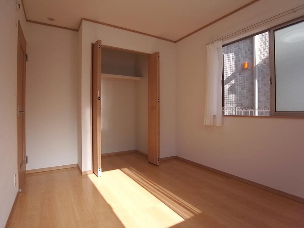 Same specifications photos (Other introspection). Western-style construction cases