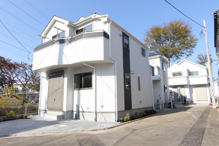 Local appearance photo. ~ Seller ~