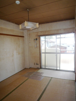 Living and room. In Japanese-style room renovation