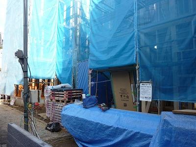 Local appearance photo. Local (12 May 2013) Shooting