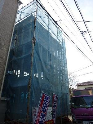 Local appearance photo. Local (12 May 2013) Shooting