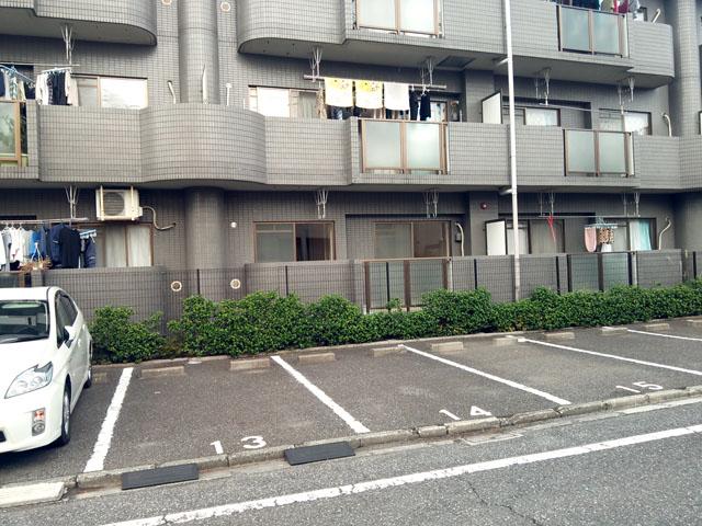 Parking lot