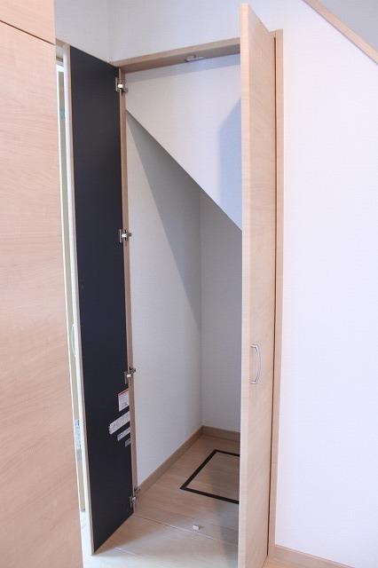 Receipt. Indoor (11 May 2013) Shooting