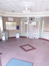 Other common areas. Entrance