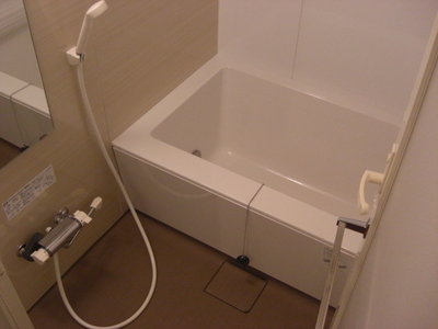 Bath. Bathroom Dryer ・ With additional heating