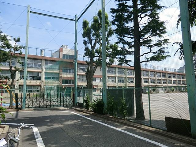 Primary school. 193m to Nerima Shakujii Nishi Elementary School
