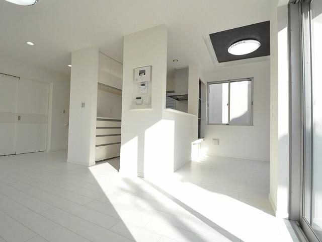 Living. Nerima Takamatsu 1-chome 1 Building living