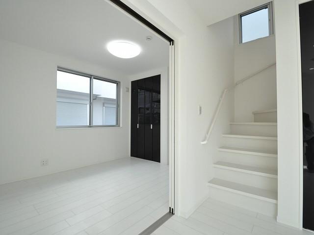 Non-living room. Nerima Takamatsu 1-chome 1 Building Western style room