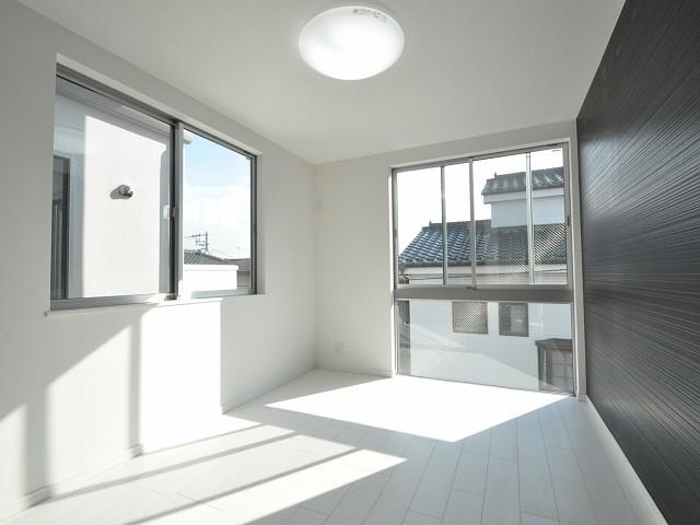 Non-living room. Nerima Takamatsu 1-chome 1 Building Western style room