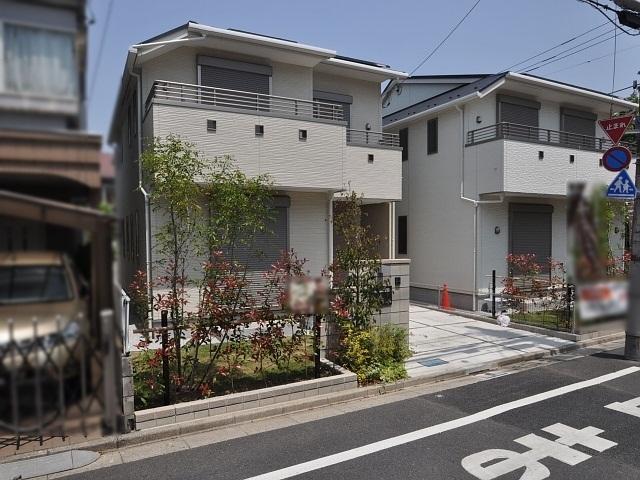 Local appearance photo. Building 3 Finished already