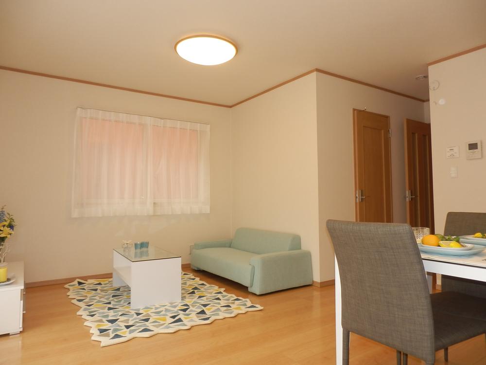 Living. Indoor (July 2013) Shooting