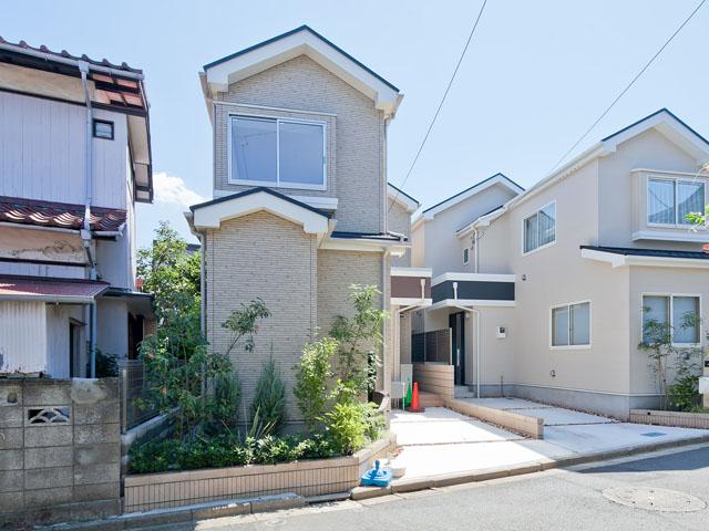 Local appearance photo. Local (July 2013) Shooting