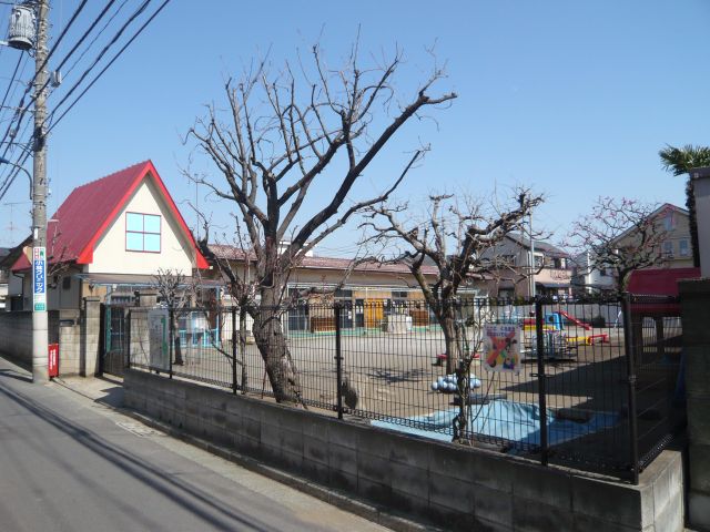 kindergarten ・ Nursery. Kurinomi nursery school (kindergarten ・ 260m to the nursery)