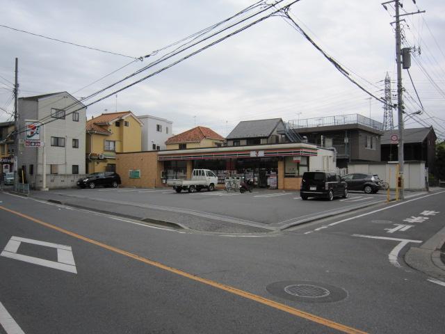 Convenience store. 685m to Seven-Eleven Nodera 4-chome