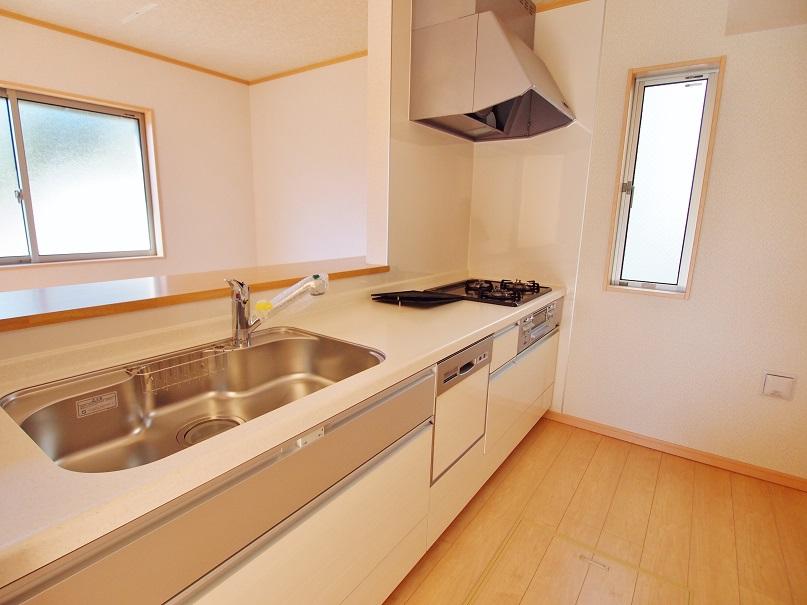 Kitchen. - Face-to-face kitchen family of communication is nurtured -  [Building 2] 