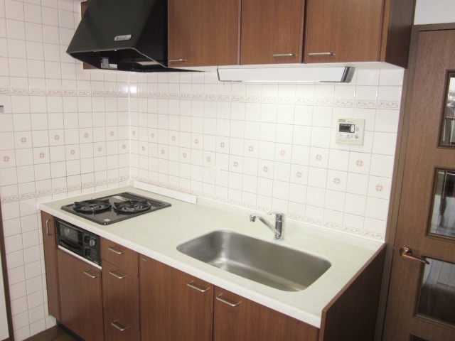 Kitchen. System kitchen