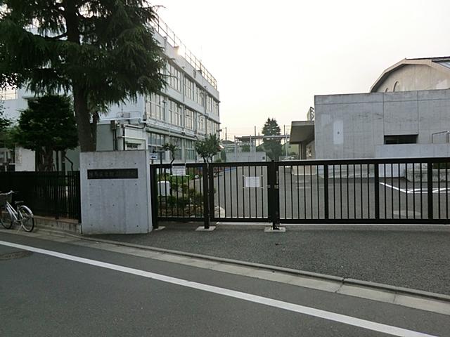 Primary school. 539m to Nerima Mukaiyama Elementary School