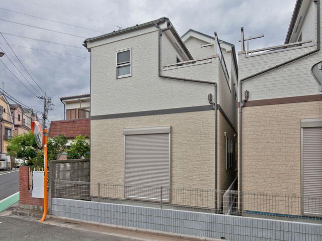 Local appearance photo. A Building Finished already