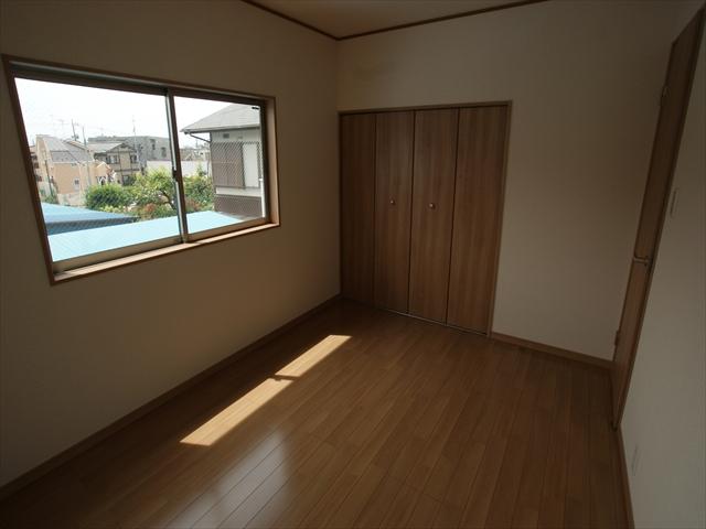 Non-living room. <Building 2>