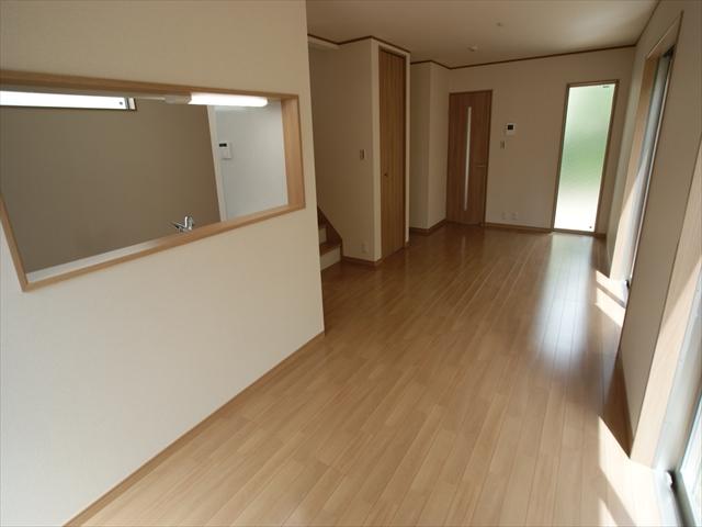 Living. <3 Building>