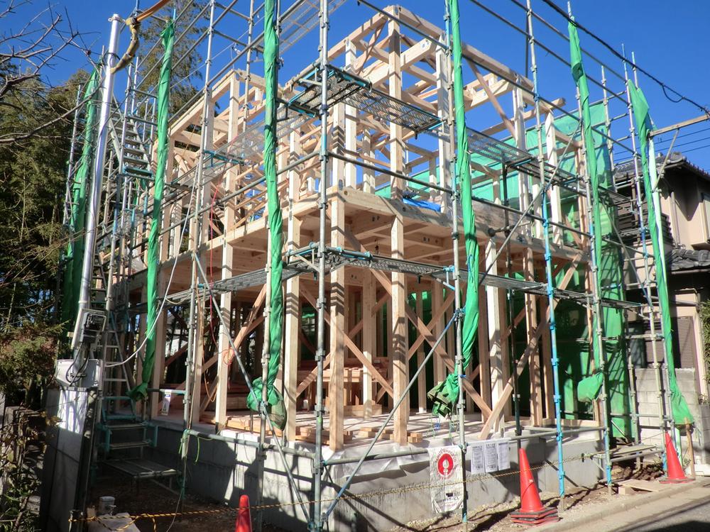 Local photos, including front road. Local (December 20, 2012) Shooting. Was completion of framework.