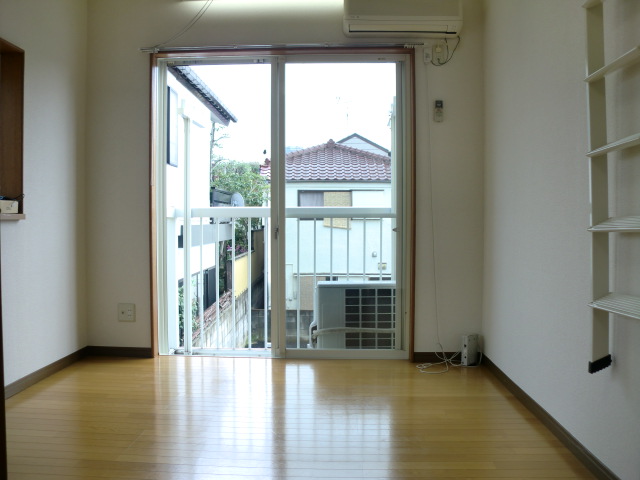 Living and room