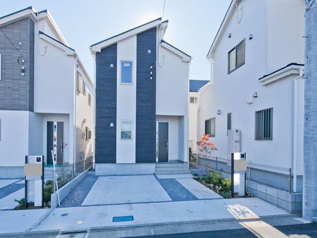 Local photos, including front road. Local (September 2013) Shooting