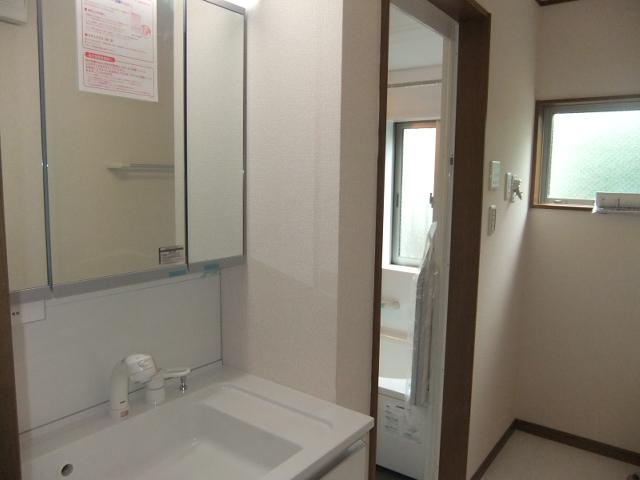 Same specifications photos (Other introspection). Same specifications