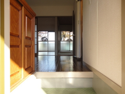Entrance. Room from the entrance ☆