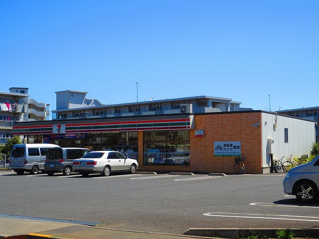 Convenience store. Seven-Eleven Mizuho Nagaoka 1-chome to (convenience store) 296m