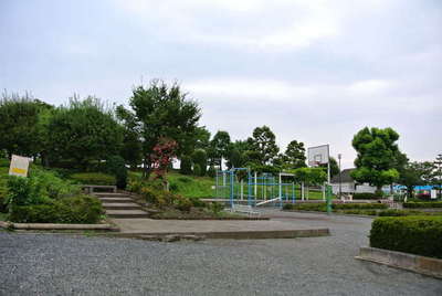 park. 330m to Matsubara Central Park (park)