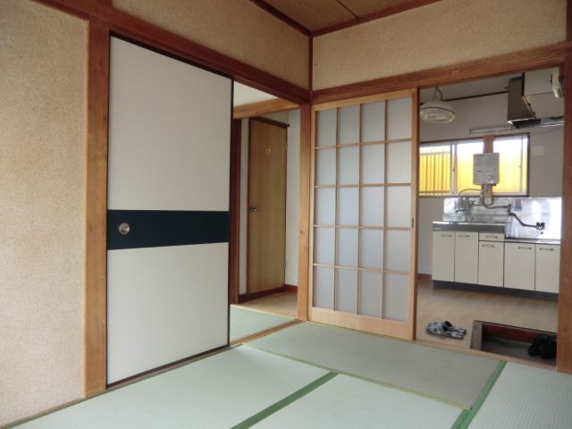 Living and room