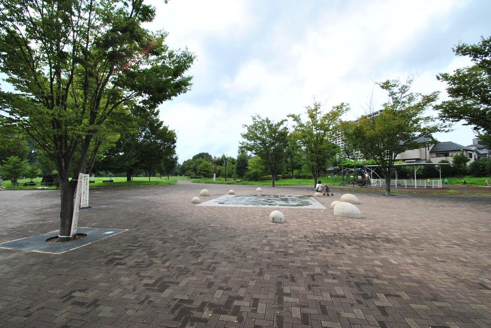 park. Until the West Tokyo rest of Forest Park 1100m Nishi rest of Forest Park