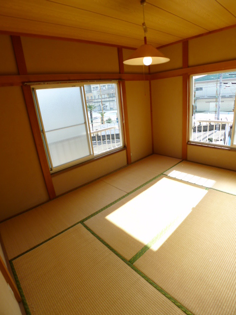 Living and room