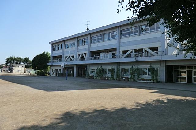Primary school. Shibakubo until elementary school 350m