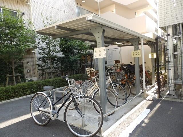 Other common areas. Bicycle parking for visitors