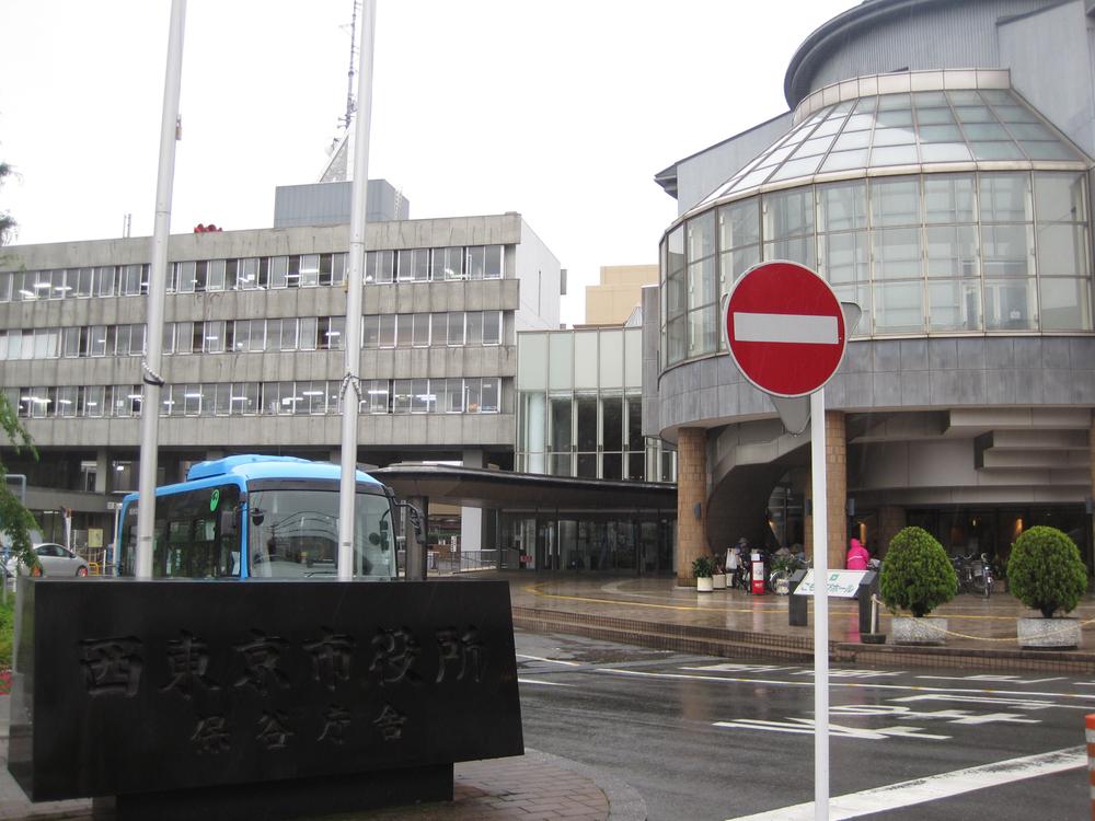 Government office. West Tokyo city hall Hoya to government buildings 440m